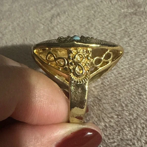 2 Goldtone Costume Rings - Indian inspired and Turquoise detailed sizes 6 & 8 - Picture 7 of 8
